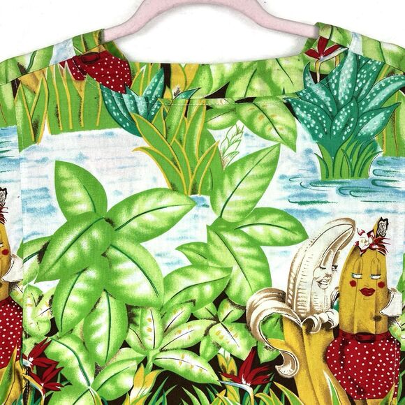 Dr Beach Medical Scrub Shirt Womens SZ M Tropical Green Whimsical Work wear - Picture 5 of 7